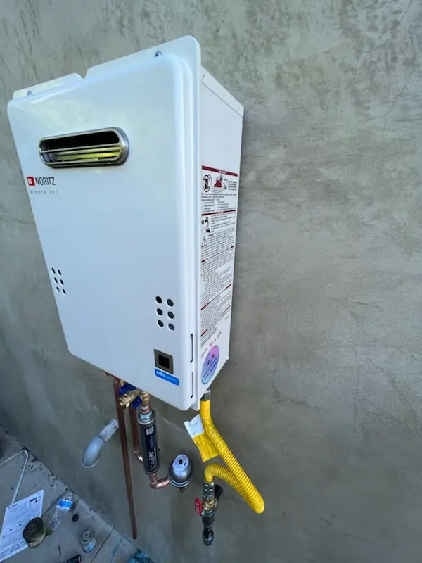 Tankless water heater installation for Streator homes